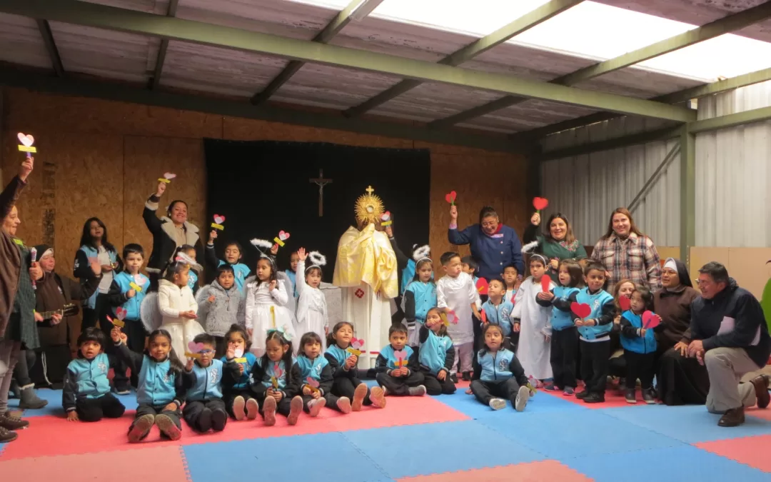ADORACIÓN AL SANTÍSIMO 2023