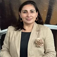 Sra. Ivonne Guzmán C.