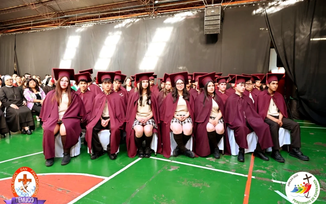Licenciatura de la Generación 2025 Cuartos Medios
